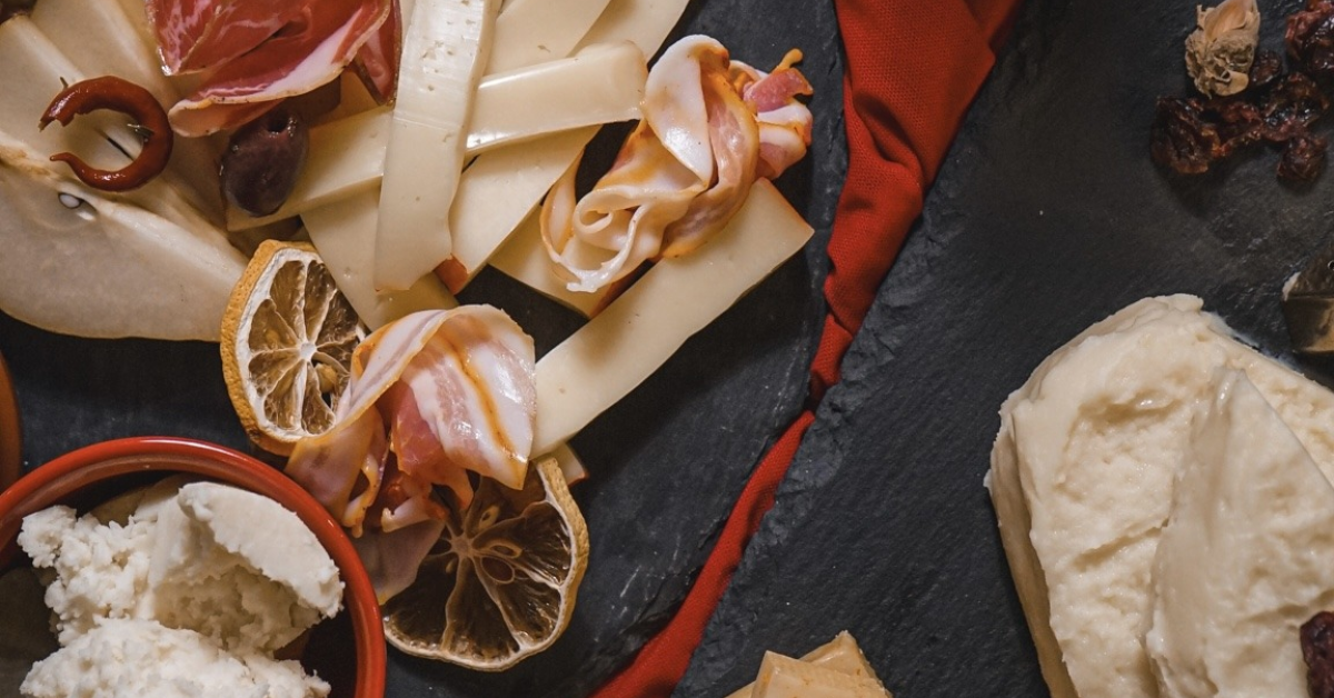 De Colțești, brandul de brânzeturi maturate raportează o creștere a cifrei de afaceri. Din ce magazine pot fi achiziționate produsele