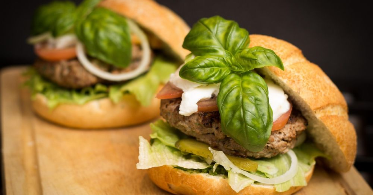 Beyond Meat se rebranduiește: o nouă identitate și o strategie diferită pentru a reveni pe profit