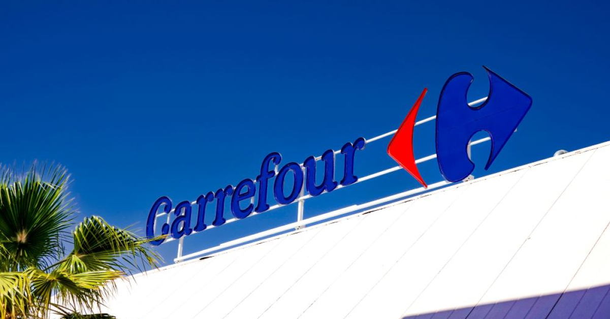 Plecarea Carrefour din România: sunt polonezii de la Zabka interesați de gigantul francez?