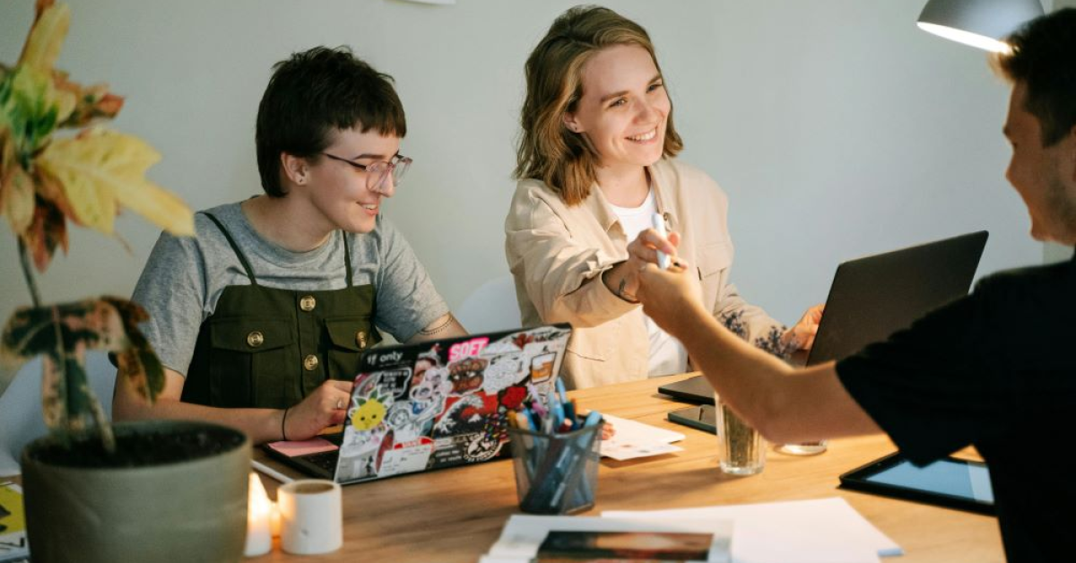 6 strategii care cresc rata de retenție a angajaților într-o companie
