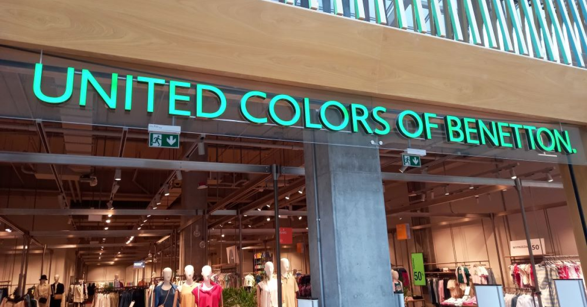 Restructurări în retail: Benetton se pregătește să închidă 500 de magazine