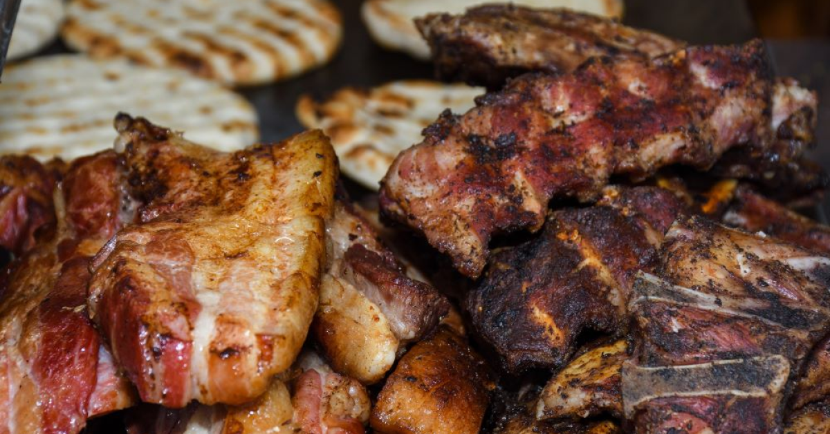 Importăm mai mult decât exportăm: anchetă a Concurenței în piața cărnii de porc