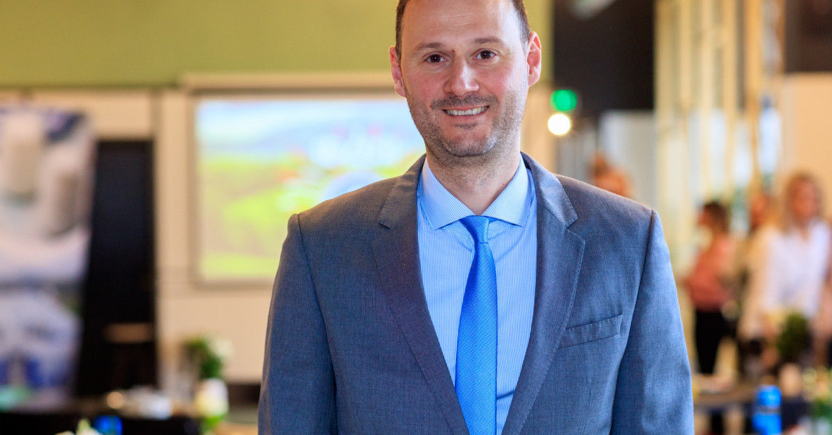 Grecul care pune lactate pe mesele românilor de 13 ani. Dimitrios Kelas, Olympus: Colectăm lapte de la peste 1.200 de fermieri locali