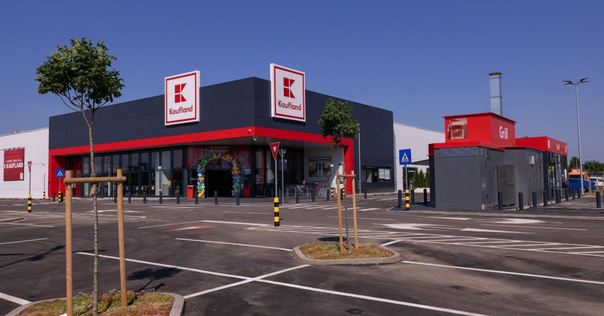 Kaufland inaugurează un nou hipermarket în București: care este programul acestuia și ce oferte sunt puse la bătaie 