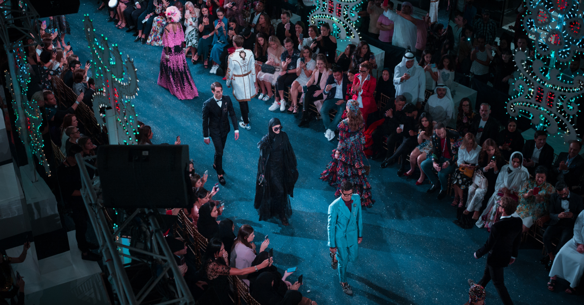 Perwoll lansează la Romanian Fashion Week, o colecție capsulă din haine vintage 