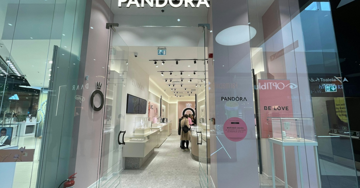 Pandora a deschis un nou magazin în România