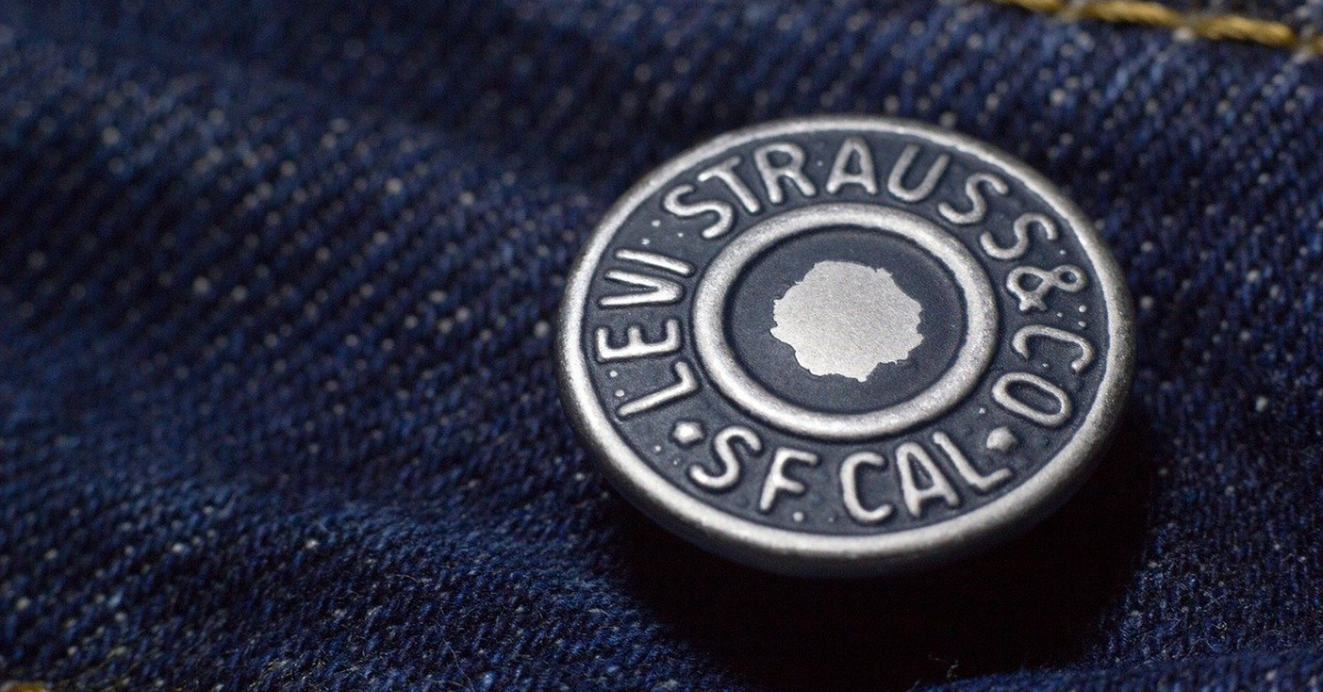 Levi Strauss suspendă vânzările în Rusia, din cauza războiului din Ucraina