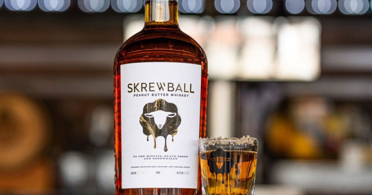 Pernod Ricard aduce Skrewball în România, un whiskey cu aromă de unt de arahide 
