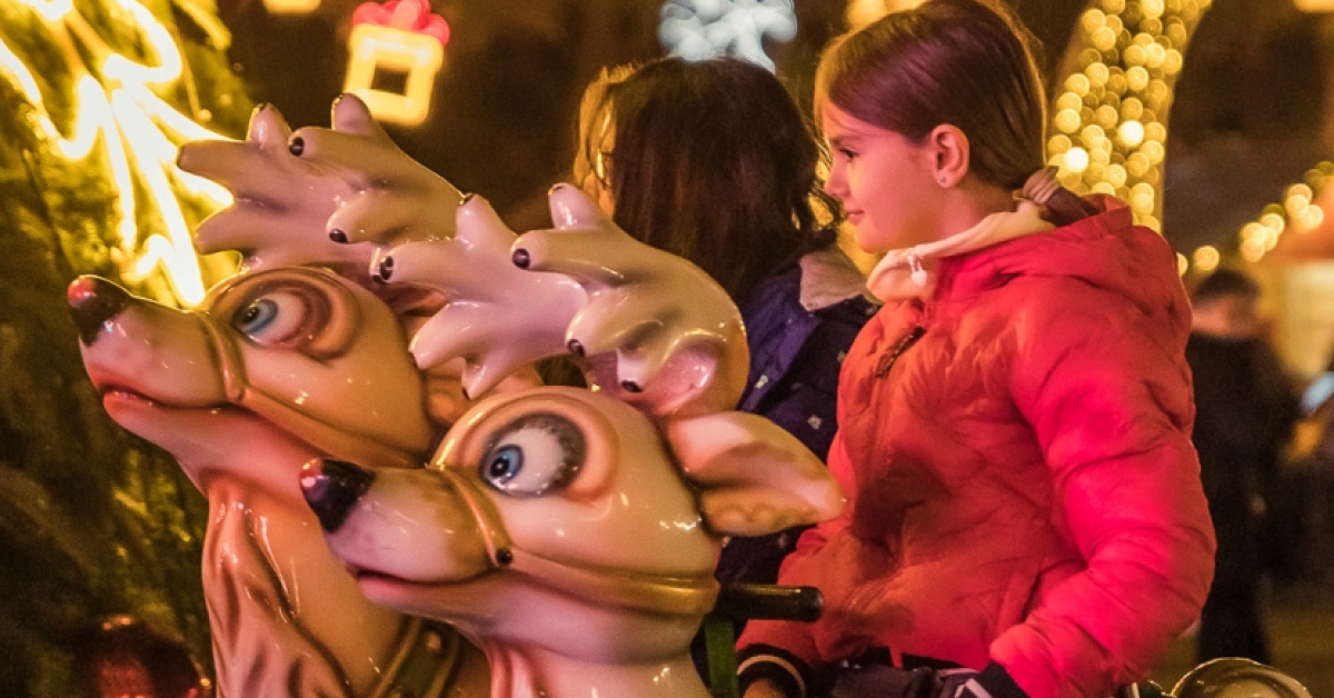 Încă un târg de Crăciun în București: Bucharest Opera Christmas Market se deschide de Moș Nicolae