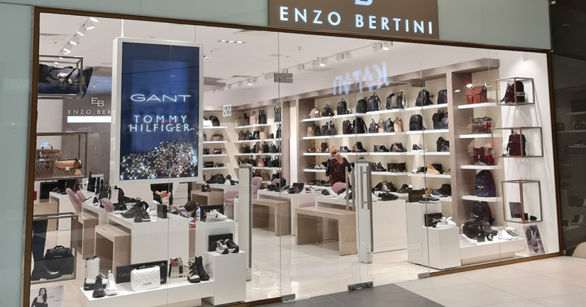 Correlate Interpersonal Than Enzo Bertini deschide al șaselea magazin din România și al treilea din  București
