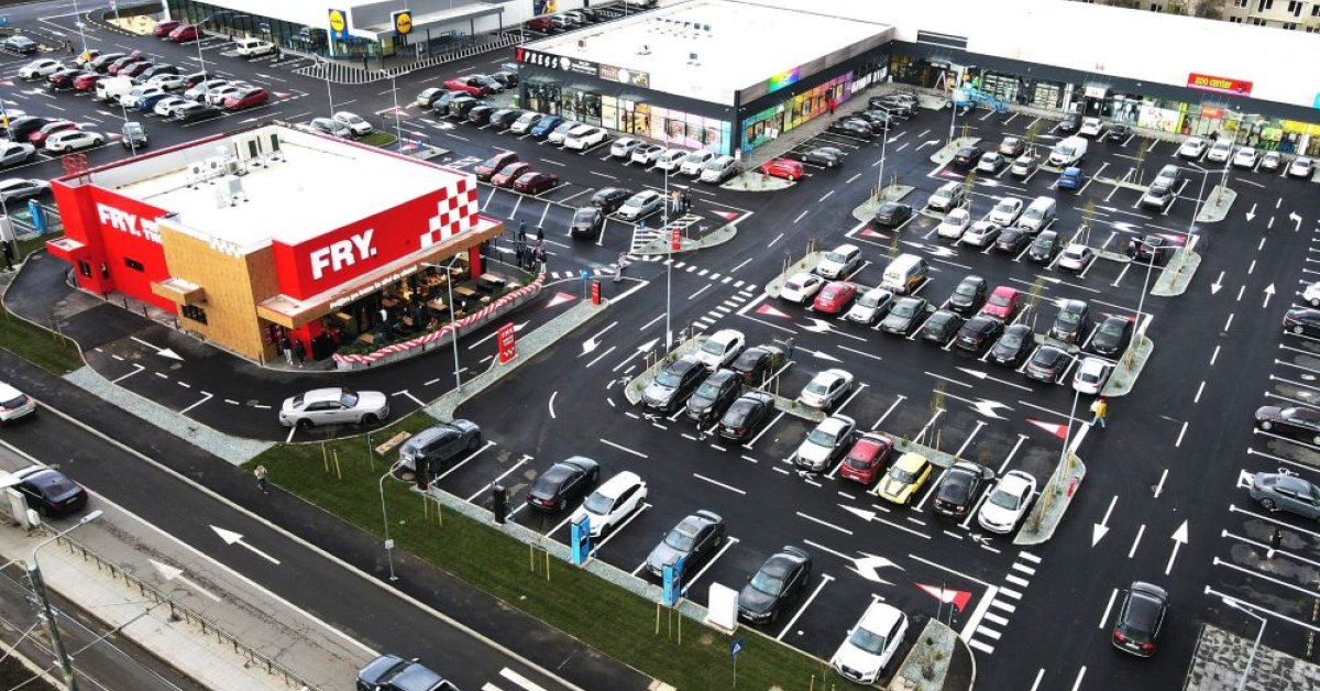 Polonezii de la Scallier au inaugurat un parc de retail în România: ce retaileri și restaurante și-au găsit locul în noul spațiu