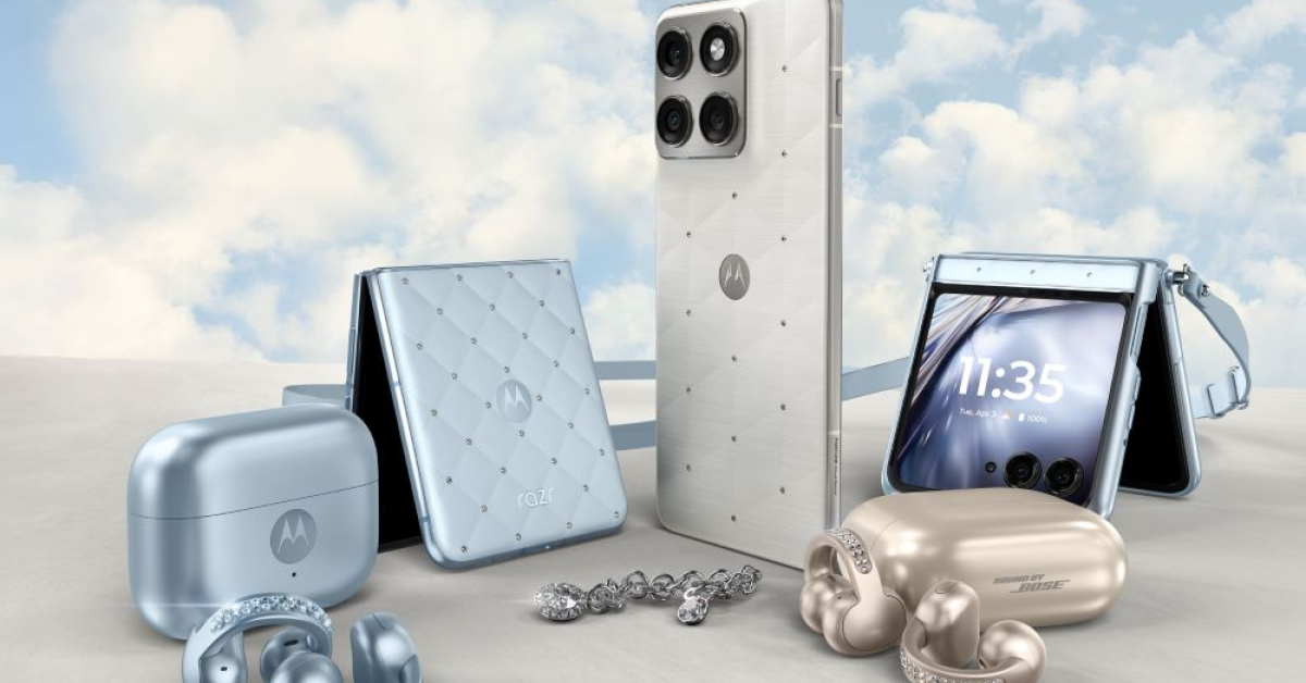 Motorola lansează noul Motorola edge 70, în ediție exclusivă, accesorizat cu cristale Swarovski