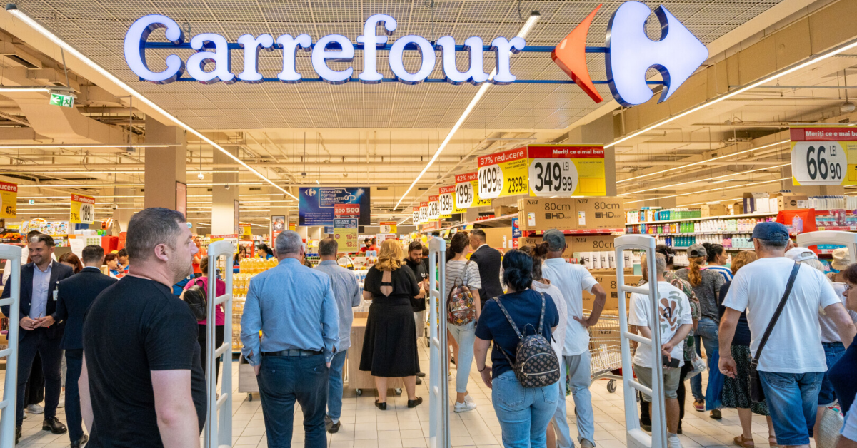 Carrefour extinde programul de reduceri „Minus la sută”: încă 500 de produse noi la preț redus, adăugate în platformă