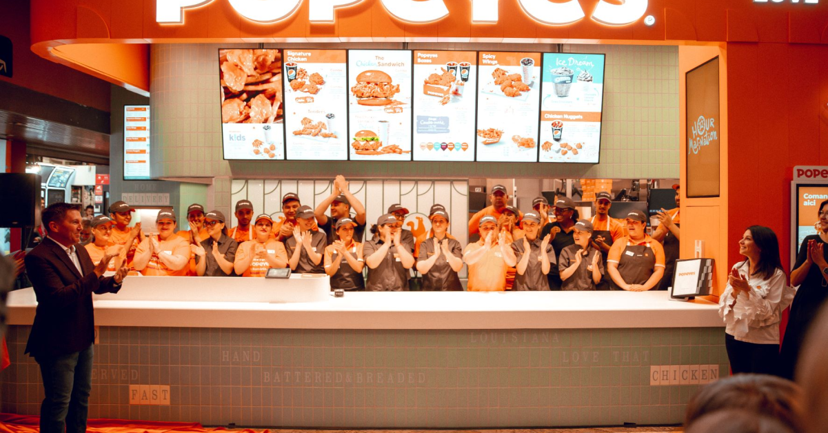 Popeyes mai deschide două restaurante în România și începe recrutarea pentru noile echipe
