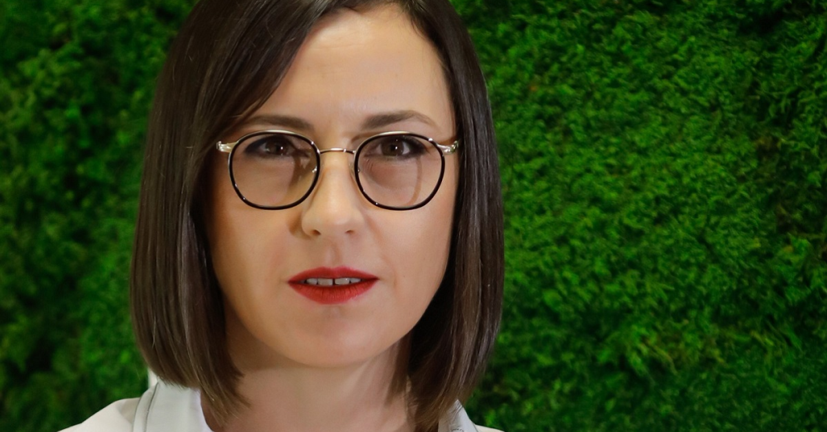 Simona Fîrtat preia funcția de senior manager communications and engagement pentru L’Oréal Europa