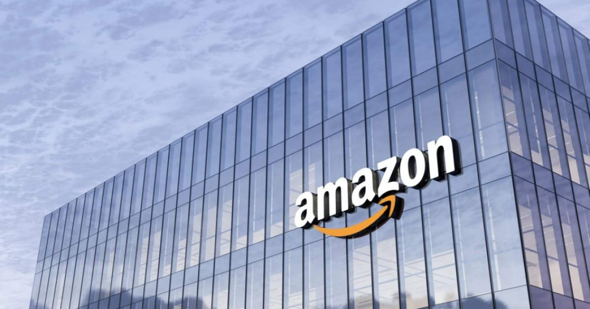 Gigantul e-commerce Amazon va lăsa fără locuri de muncă 400 de români