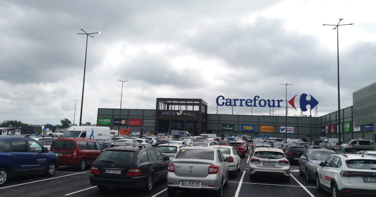 S-a deschis încă un mall în România: peste 100 de milioane de euro investiți în noul centru comercial 