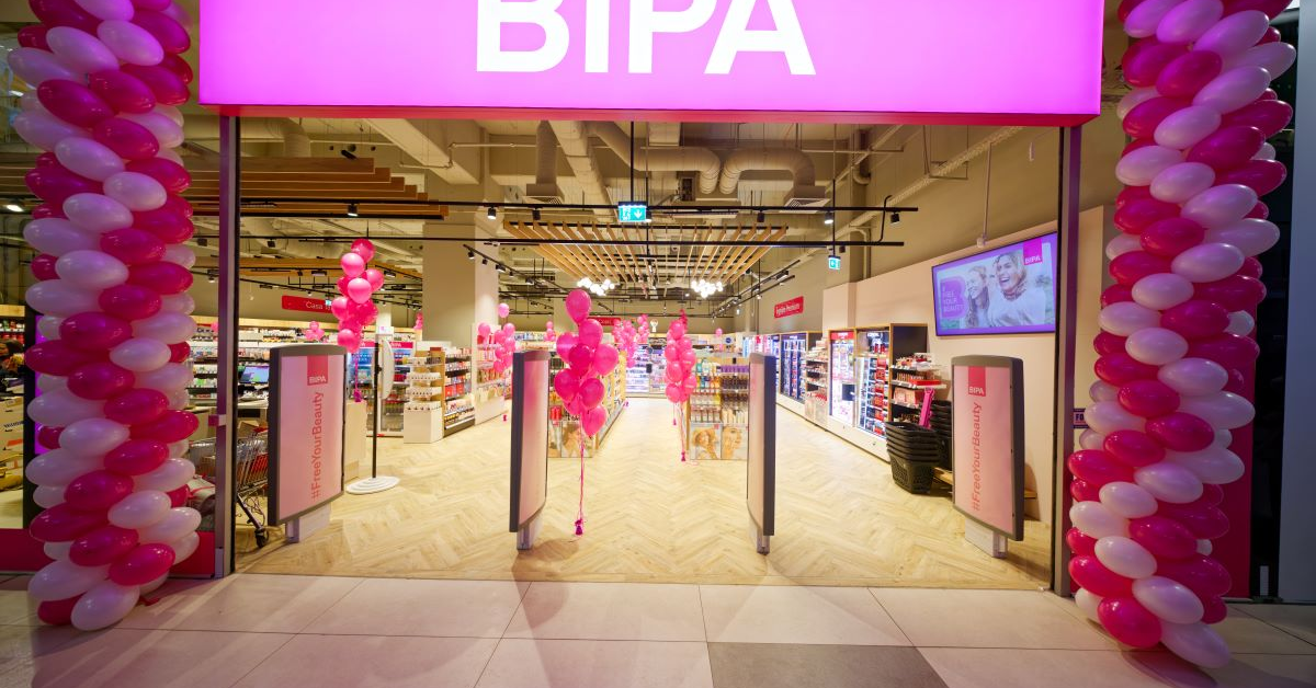 BIPA a inaugurat prima drogherie din România: austriecii vor să deschidă 25 de magazine pe an