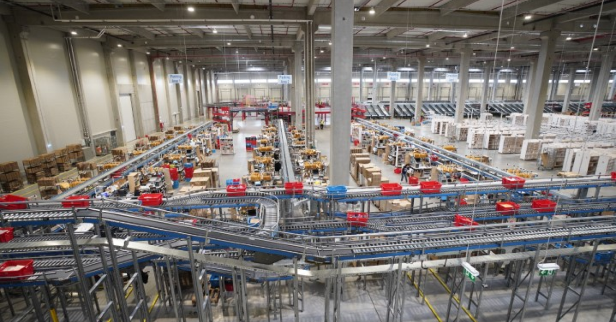Start Black Friday la evoMAG: Reduceri de până la 70% la electronice, electrocasnice și IT