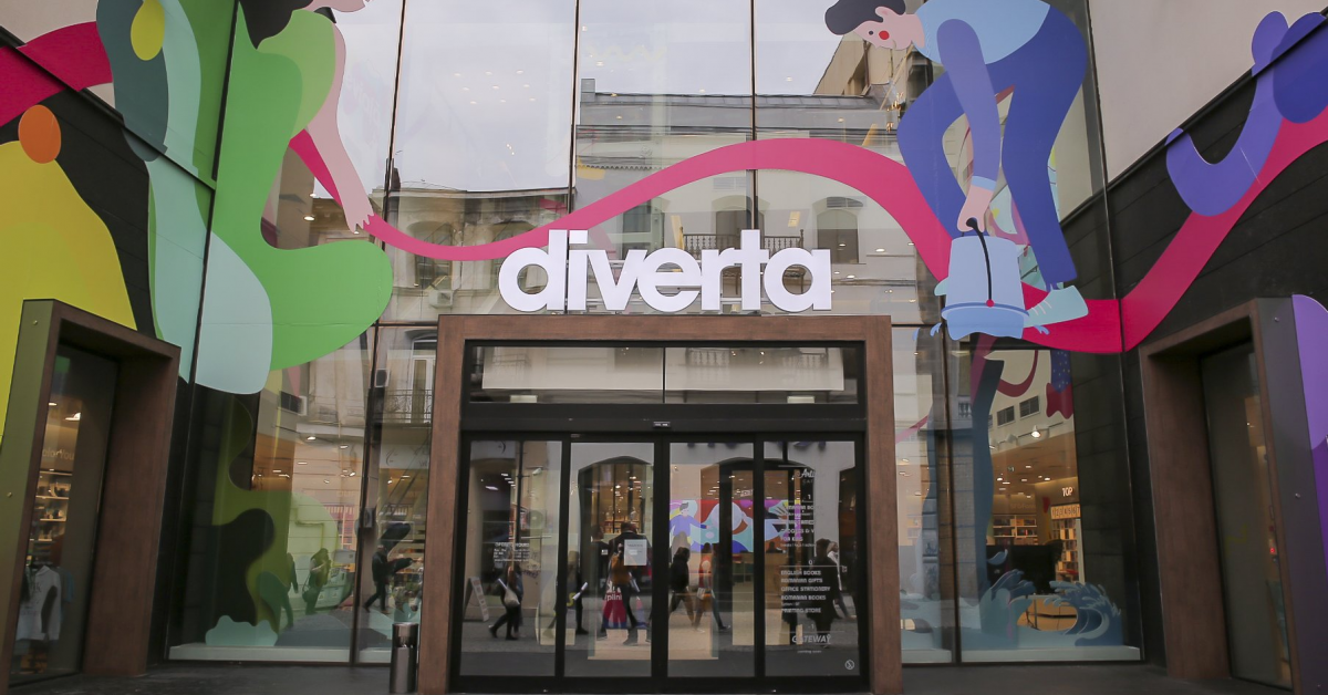 Diverta Lipscani: s-a deschis o noua librarie in Capitala, in Centrul Vechi