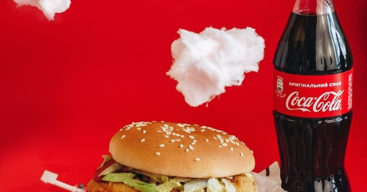 Vânzări mai mari pentru McDonald\'s, Coca-Cola și Kraft Heinz, în ciuda problemelor din lanțul de aprovizionare global și a creșterilor de preț