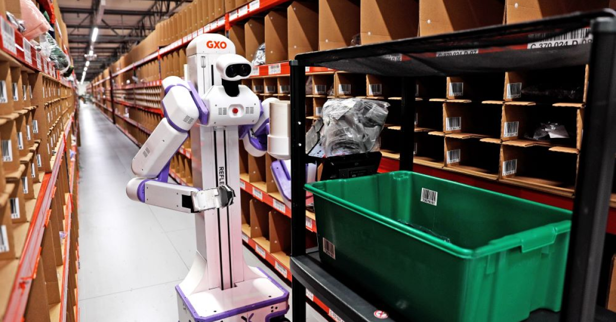 Roboți umanoizi în logistică: GXO colaborează cu Reflex Robotics pentru automatizarea depozitelor