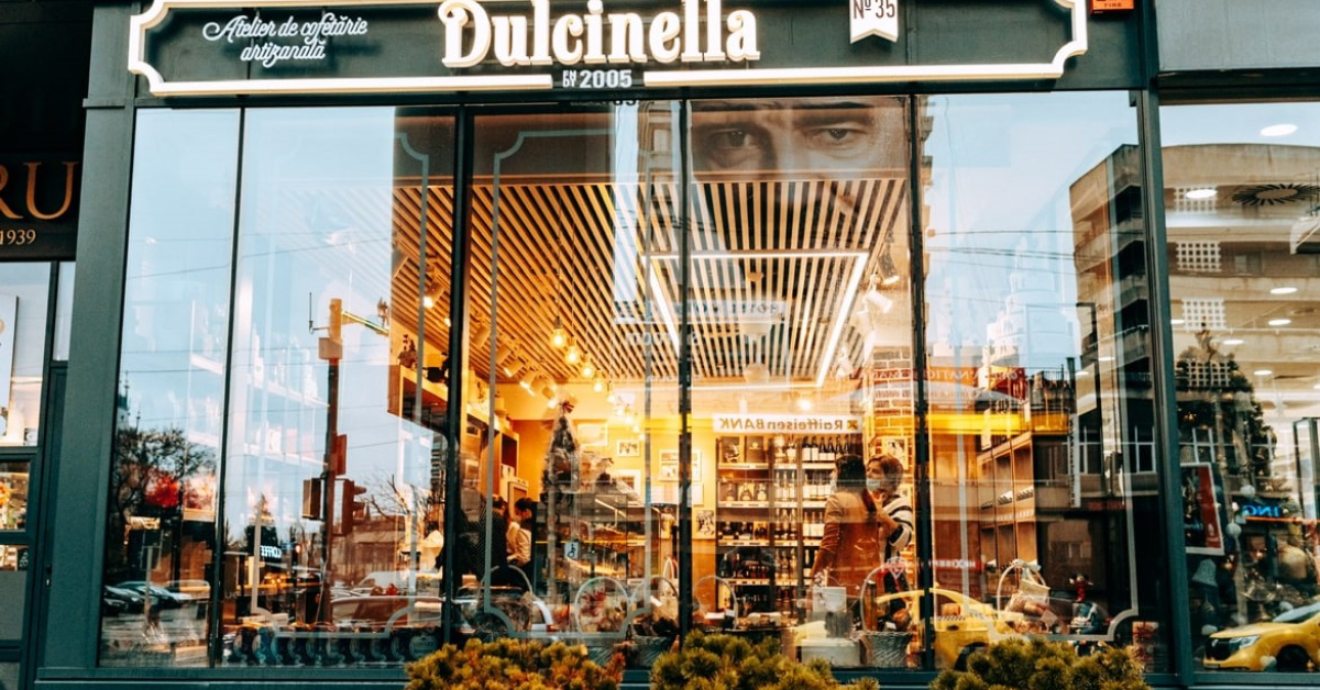 Lanțul de cofetării Dulcinella, preluat de fondul de investiții Cornelius H Group, se extinde la nivel național cu 4 noi locații