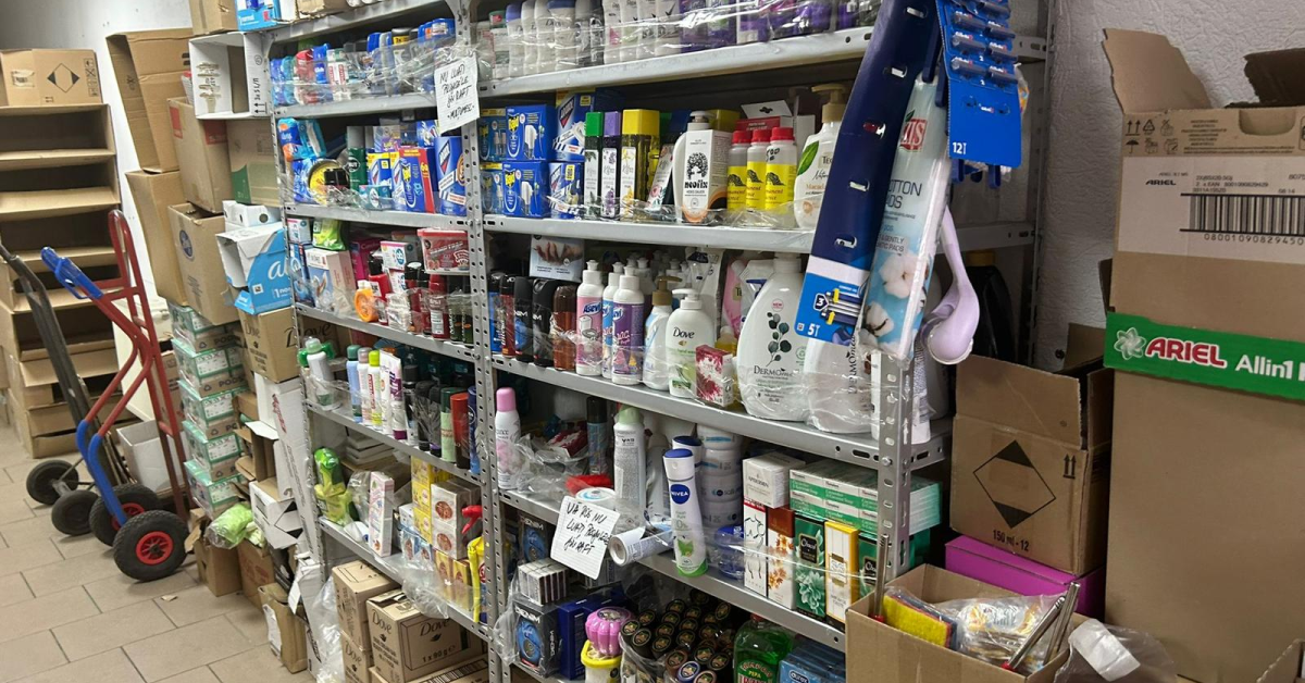 Mai mulți vânzători de cosmetice, ”coafați„ cu câteva amenzi ANPC: ce nereguli au găsit inspectorii