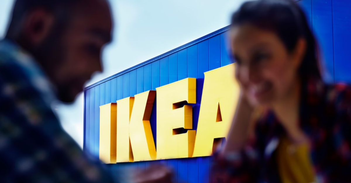 Ikea taie din plata concediului medical Covid pentru angajații nevaccinați care se izolează