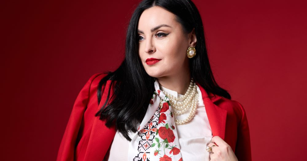 Simbolurile românești, reinterpretate în fashion: brandul Ravelle țintește afaceri de 100.000 de euro în 2026 